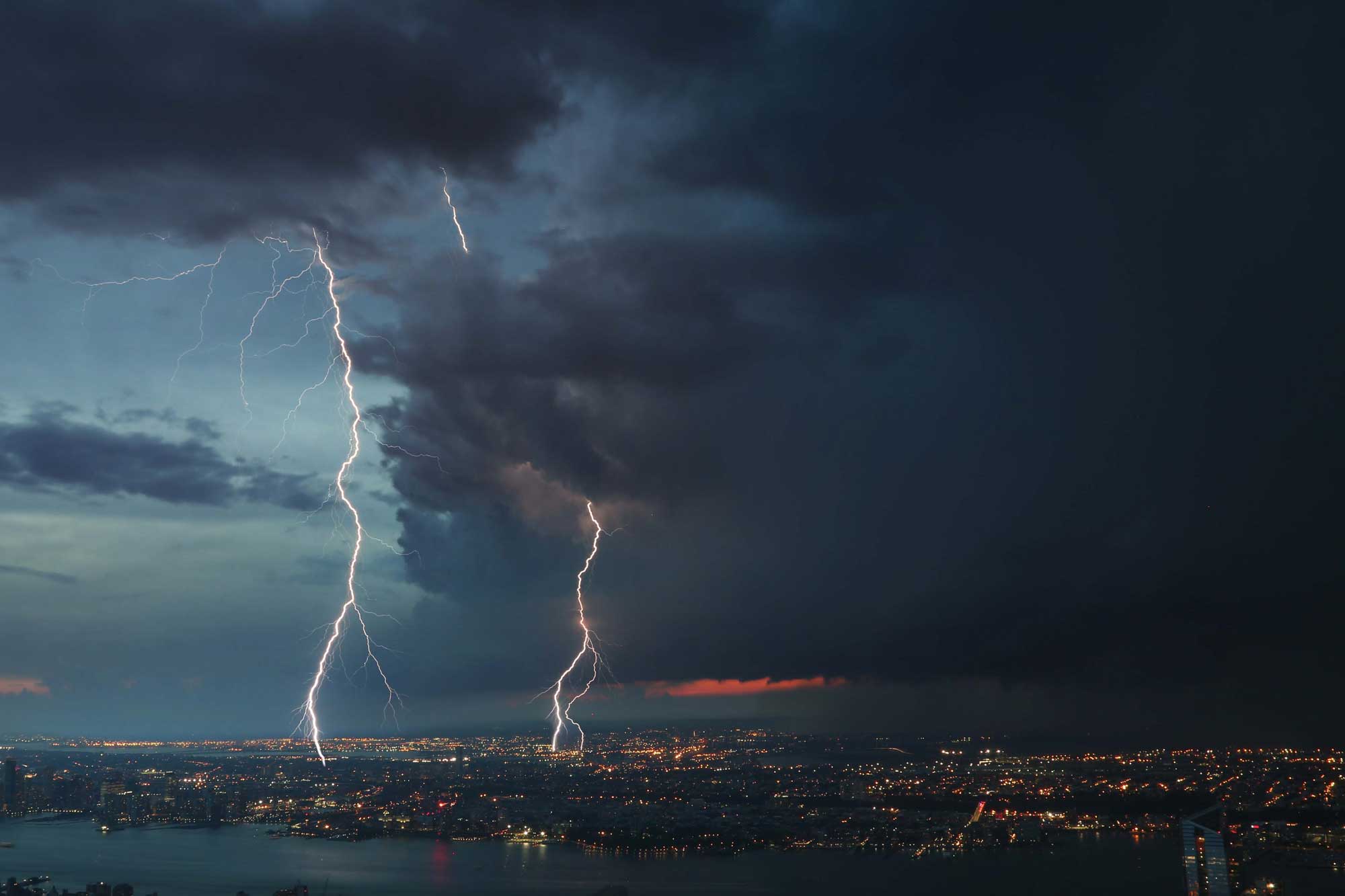 lightning-bkgrnd